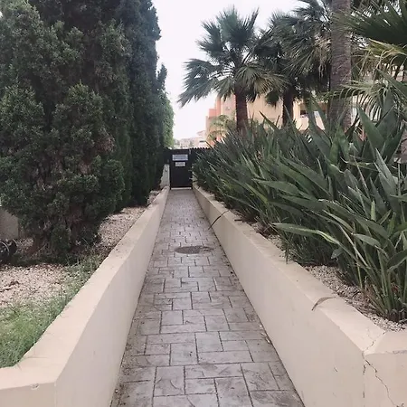 Apartment Paradise *